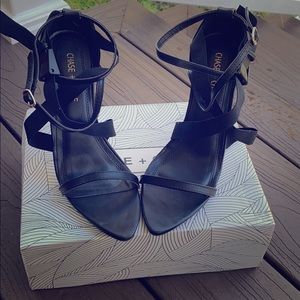 All black Chase & Chloe heels